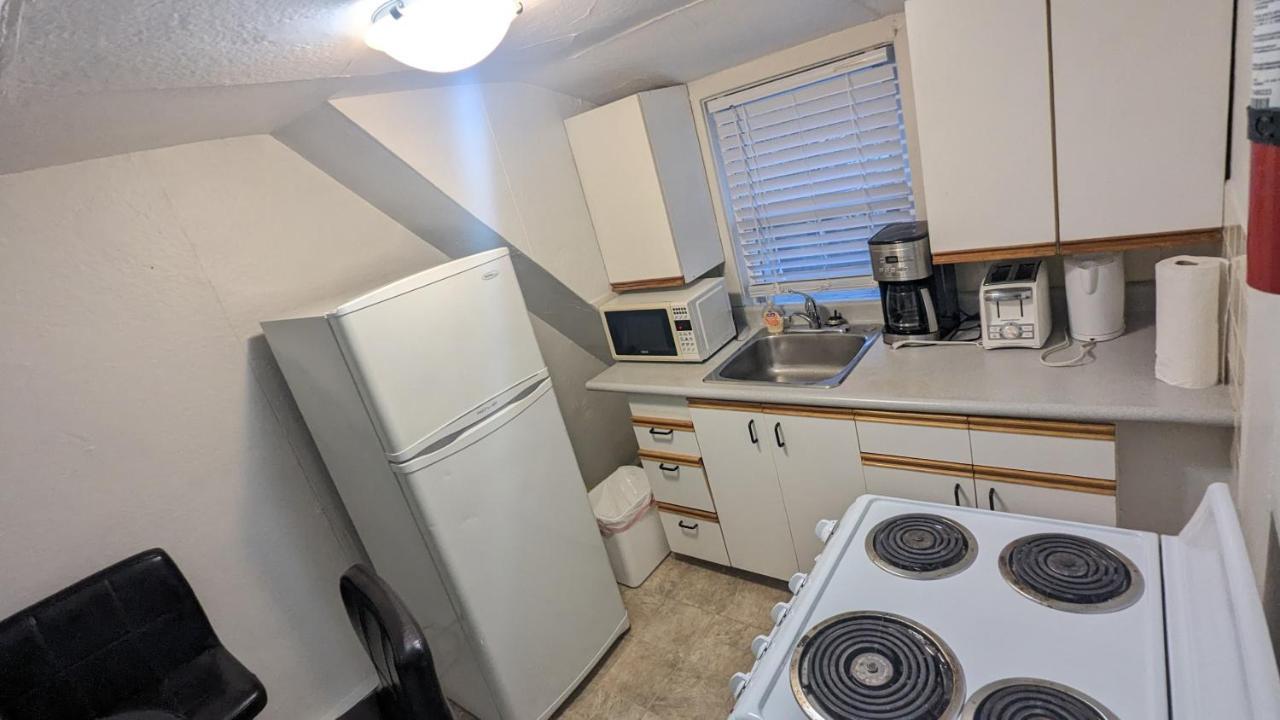 Cozy Downtown One Bedroom Free Parking Kingston Zewnętrze zdjęcie