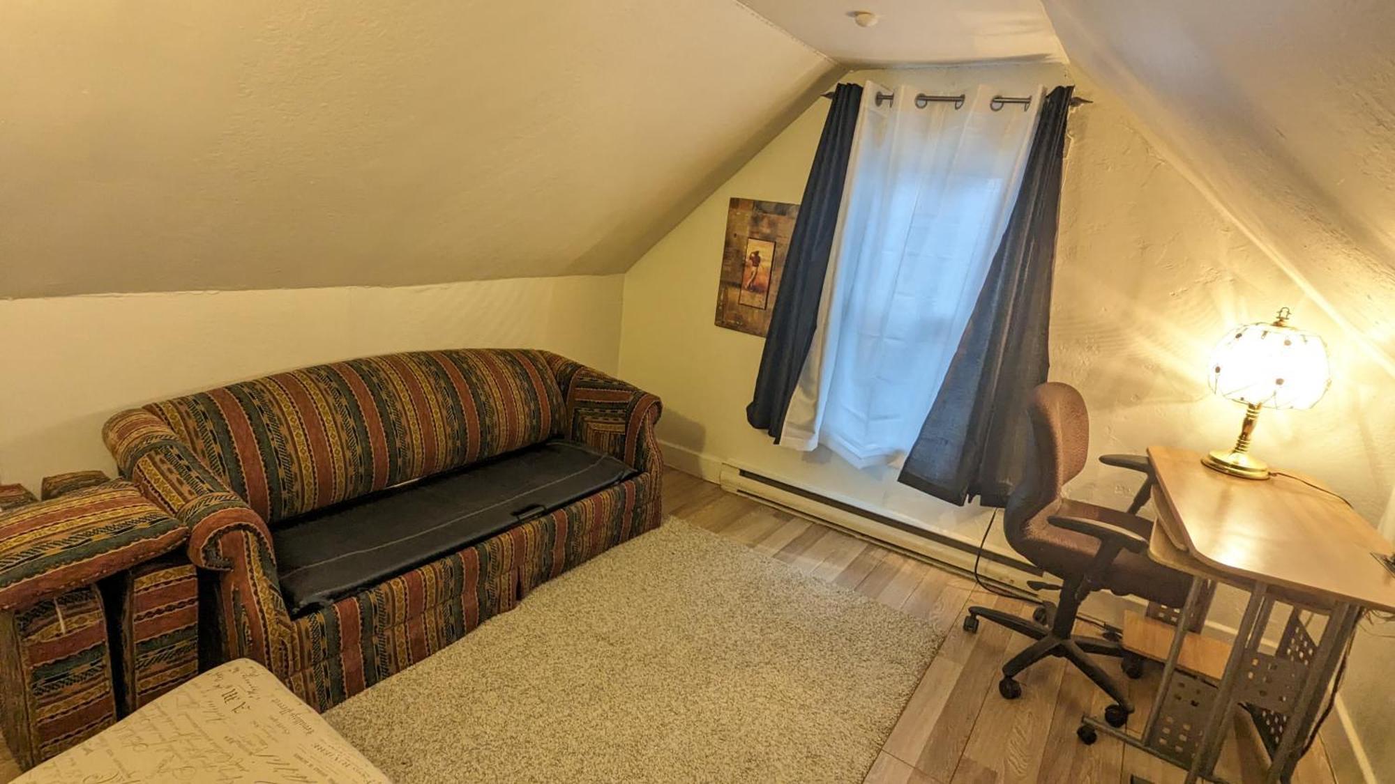 Cozy Downtown One Bedroom Free Parking Kingston Zewnętrze zdjęcie