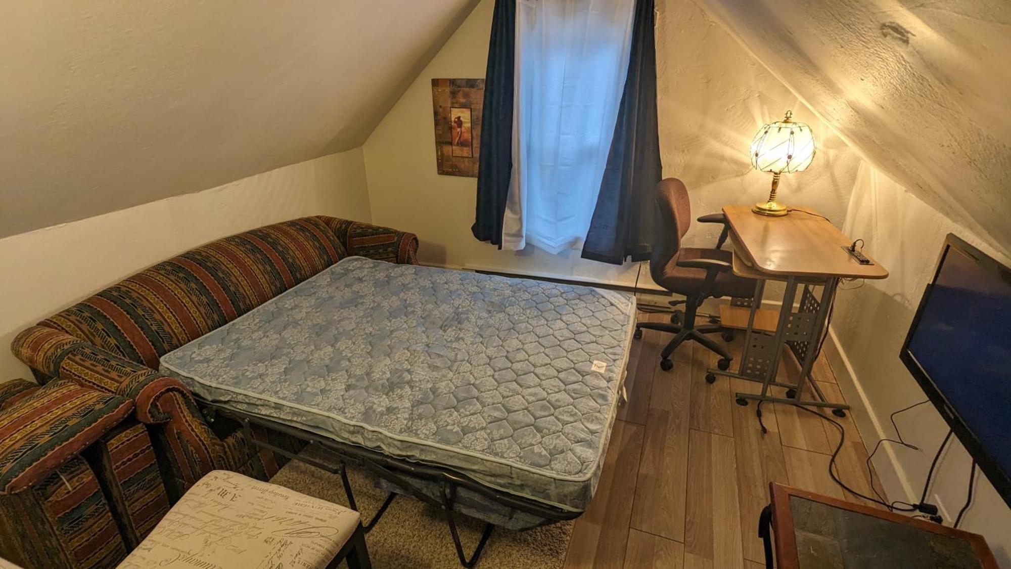 Cozy Downtown One Bedroom Free Parking Kingston Zewnętrze zdjęcie